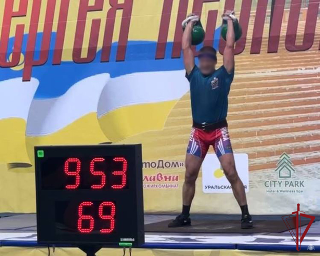 Росгвардеец завоевал «бронзу» на турнире по гиревому спорту