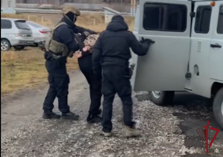 В Кабанском районе сотрудники СОБР «Барс» задержали подозреваемого в покушении на похищение ребенка