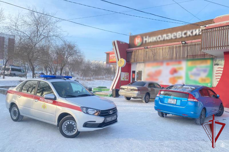 Росгвардейцы задержали улан-удэнца, подозреваемого в краже алкоголя