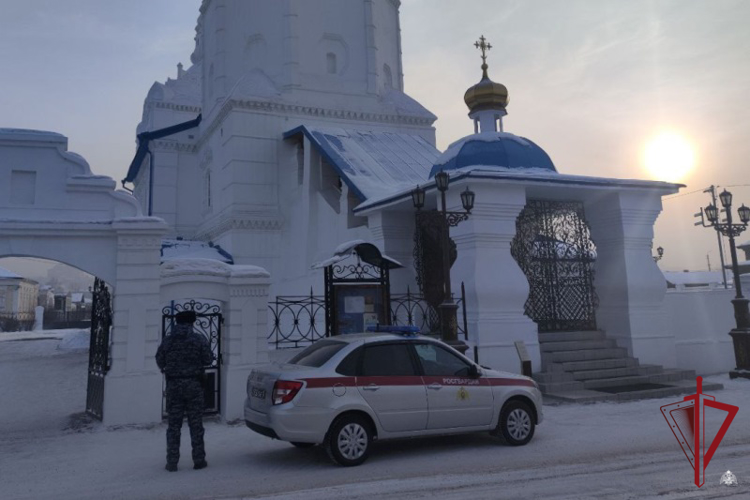 В Улан-Удэ росгвардейцы задержали подозреваемого в краже