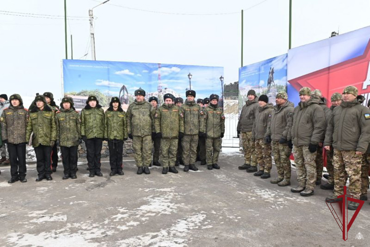 Сотрудник ОМОН Росгвардии произвел полуденный выстрел в Бурятии