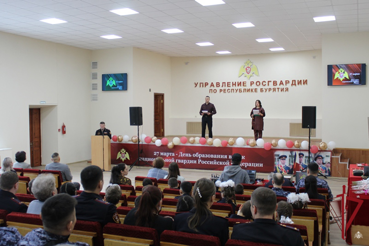 В Бурятии росгвардейцы отметили День образования войск национальной гвардии Российской Федерации