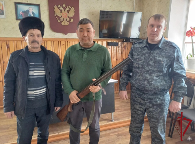 В Бурятии жители активно передают оружие для нужд СВО