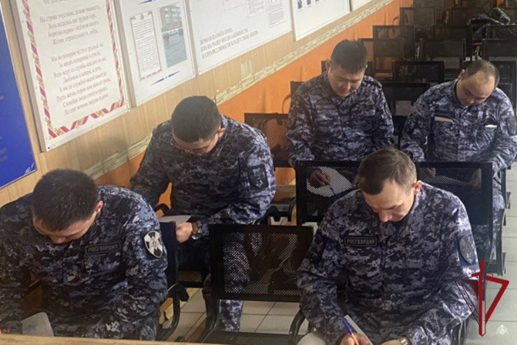 В Бурятии определены победители конкурса среди росгвардейцев «Лучший по профессии»