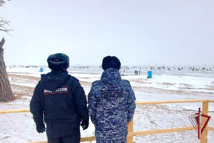 В Бурятии росгвардейцы обеспечили безопасность фестиваля «Байкальская рыбалка 2025»