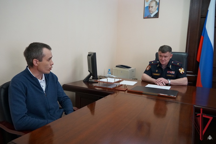 Начальник Управления Росгвардии провел личный прием граждан в Улан-Удэ