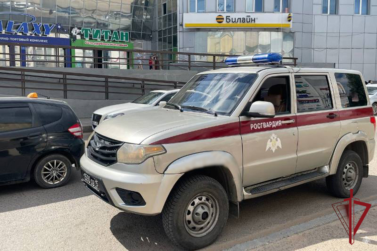 Росгвардейцы задержали подозреваемого в краже телефона в Улан-Удэ