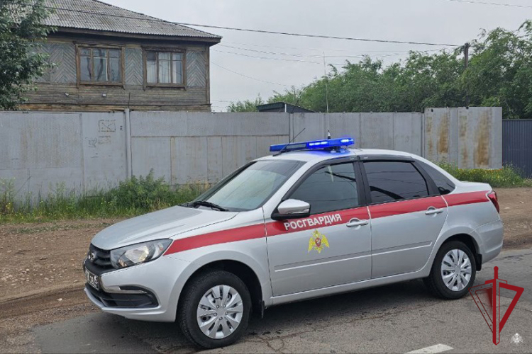 В Улан-Удэ росгвардейцы задержали гражданина, находящегося в розыске