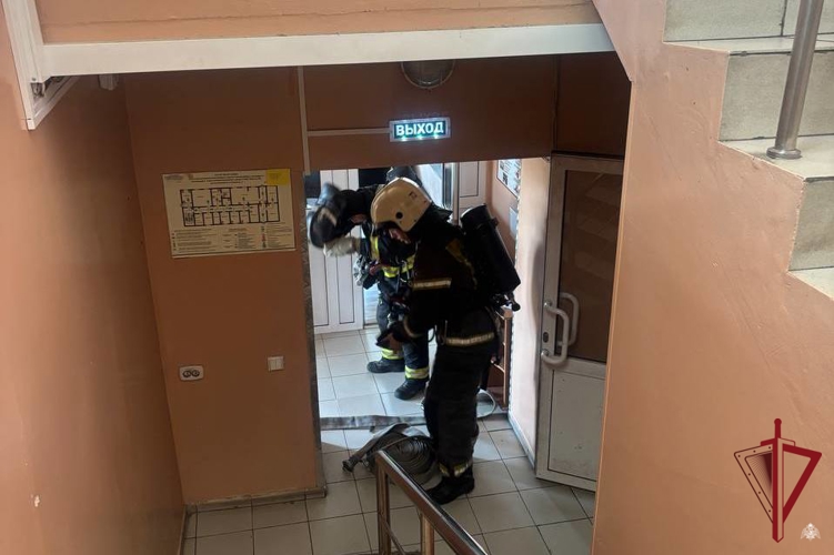 В Улан-Удэ на базе сил специального назначения Росгвардии прошли пожарно-тактические занятия