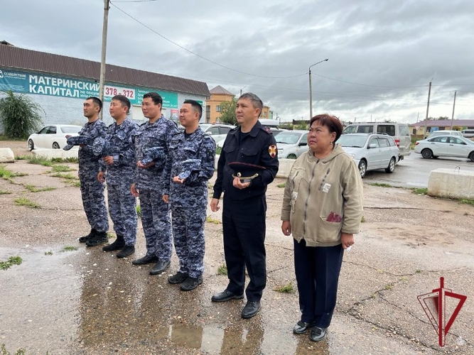 В Бурятии почтили память погибших сотрудников вневедомственной охраны