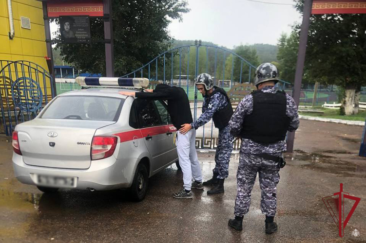 В Хоринском районе сотрудники вневедомственной охраны задержали подозреваемого в краже