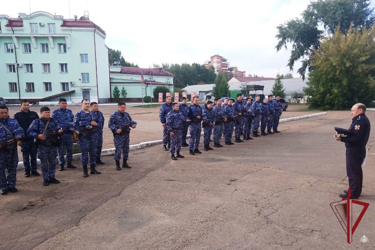 В Улан-Удэ почтили память погибшего сотрудника вневедомственной охраны
