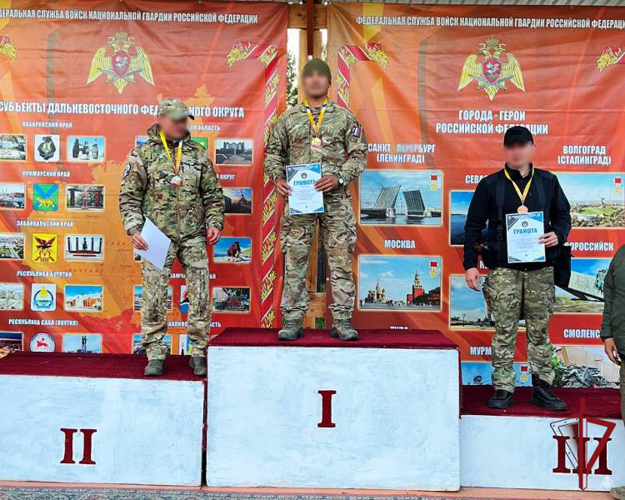 В Бурятии сотрудники СОБР заняли весь пьедестал в практической стрельбе из пистолета
