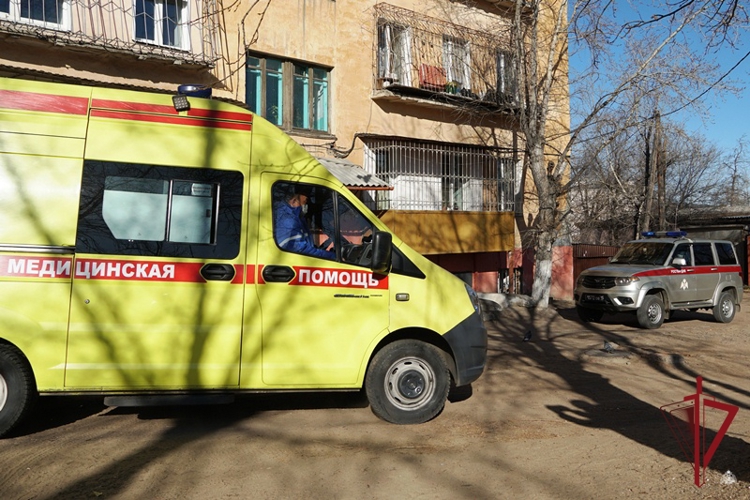 В Улан-Удэ сотрудники вневедомственной охраны задержали хулигана