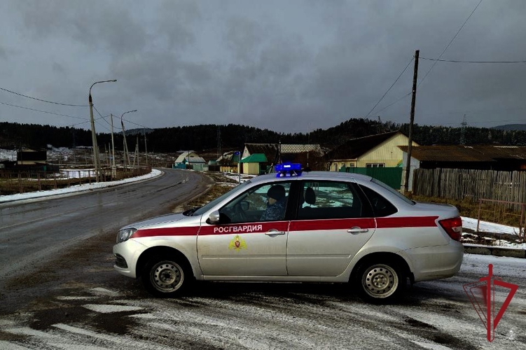 В Прибайкальском районе росгвардейцы задержали мужчину, управлявшего автомашиной в состоянии опьянения