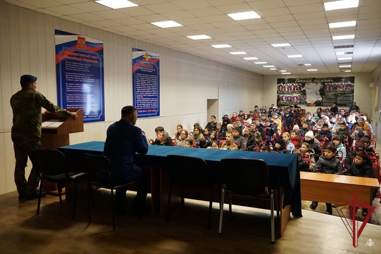 В Улан-Удэ на базе сил специального назначения Росгвардии прошел День открытых дверей