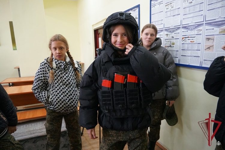 В Улан-Удэ на базе сил специального назначения Росгвардии прошел День открытых дверей