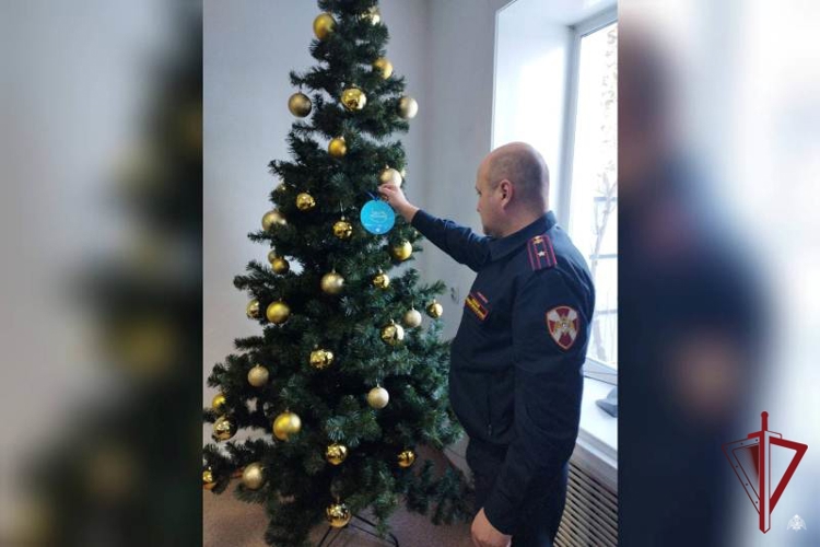 В Бурятии сотрудники вневедомственной охраны приняли участие в районной елке желаний