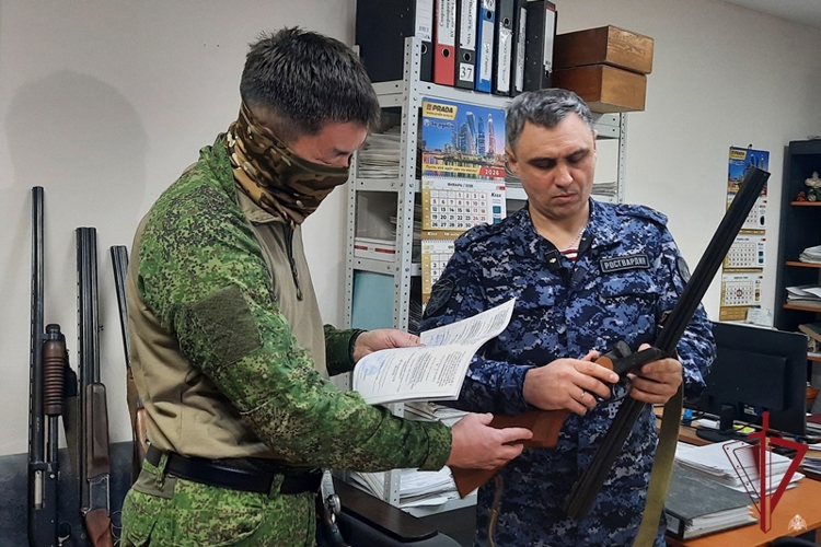 Сегодня сотрудники государственного контроля и лицензионно-разрешительной работы Росгвардии отмечают свой профессиональный праздник
