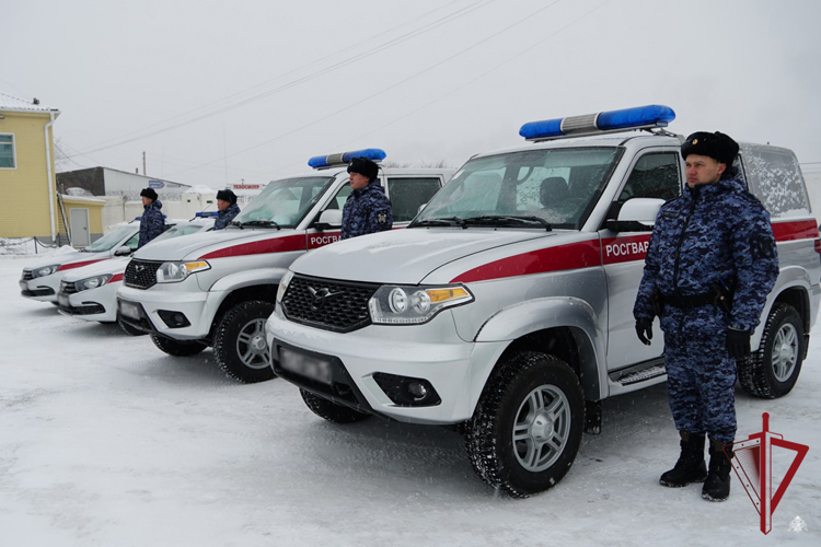 В Бурятии росгвардейцы получили новые служебные автомобили