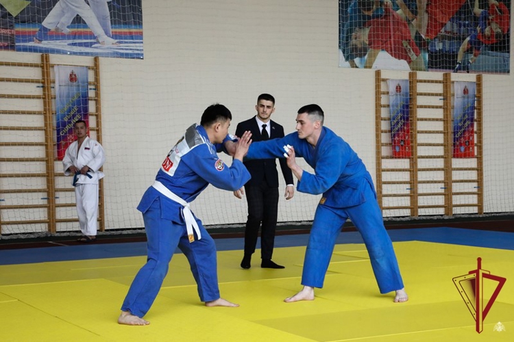 Росгвардейцы Бурятии победили на  чемпионатах по дзюдо и самбо Восточного округа Росгвардии  