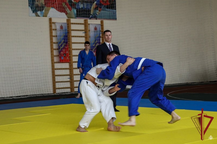 Росгвардейцы Бурятии победили на  чемпионатах по дзюдо и самбо Восточного округа Росгвардии  
