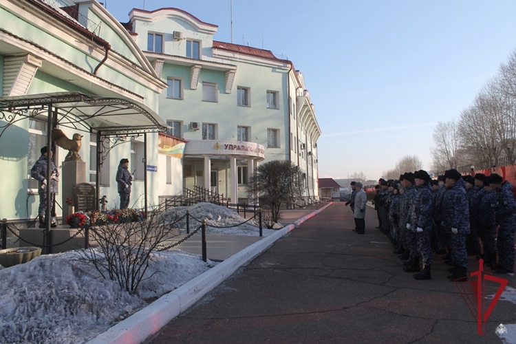 Росгвардейцы Бурятии почтили память погибших коллег