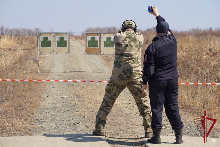 Росгвардейцы Бурятии стали лучшими в Восточном округе по служебному биатлону
