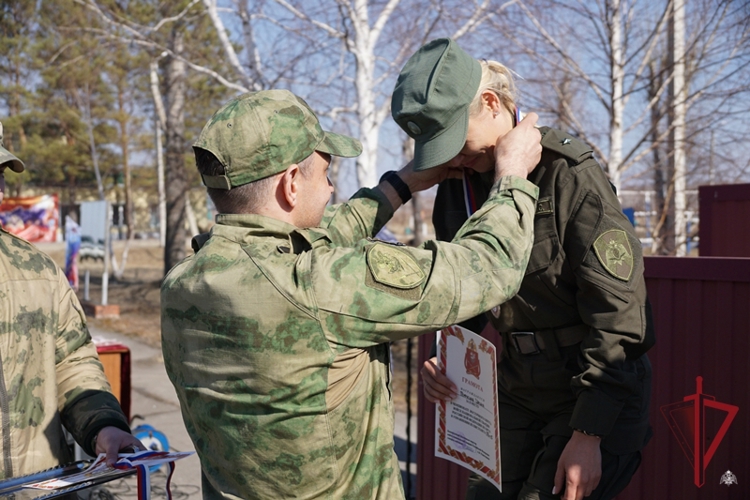 Росгвардейцы Бурятии стали лучшими в Восточном округе по служебному биатлону