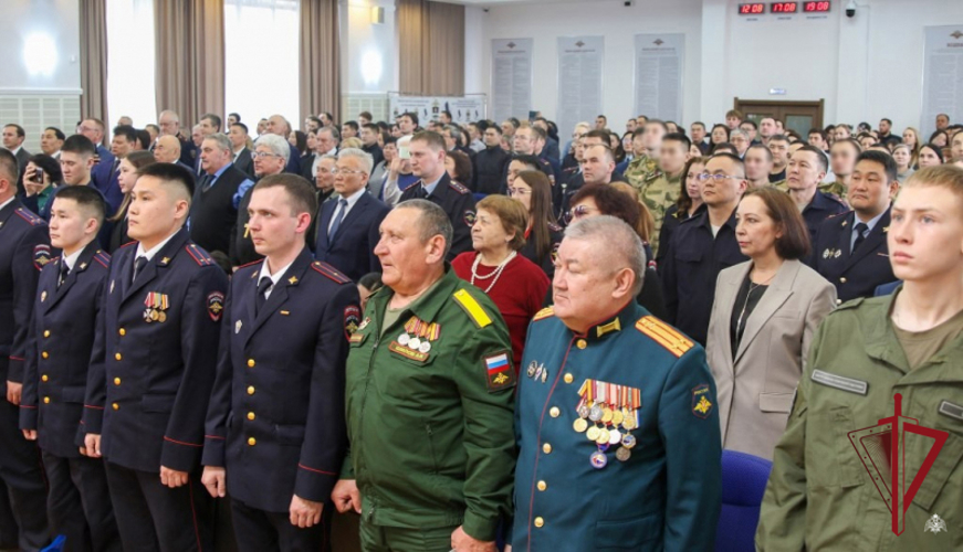 В Улан-Удэ росгвардейцы взяли две награды в премии «Признание-2025»