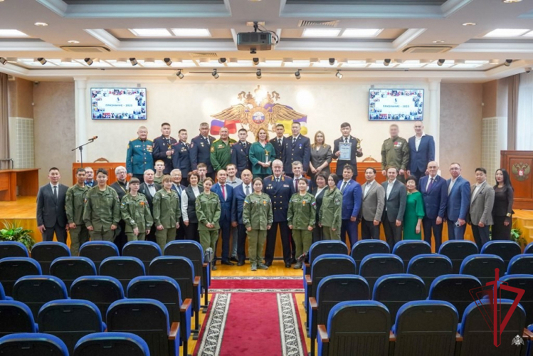 В Улан-Удэ росгвардейцы взяли две награды в премии «Признание-2025»