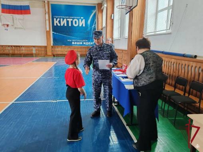 В Мухоршибирском районе росгвардейцы выступили судьями в игре «Юные защитники Отечества»