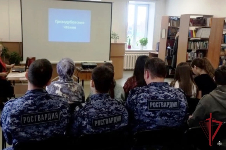 В районах Бурятии сотрудники вневедомственной охраны проводят мероприятия, посвященные Дню Победы