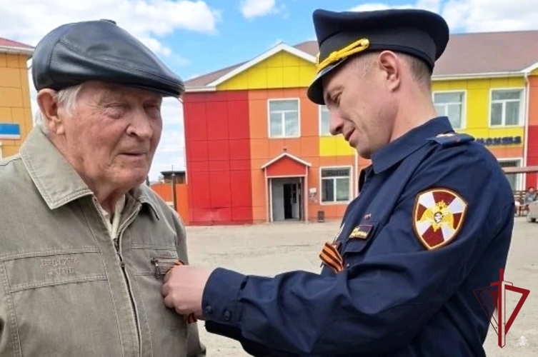 В районах Бурятии сотрудники вневедомственной охраны проводят мероприятия, посвященные Дню Победы