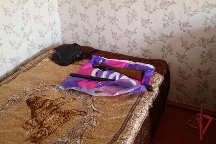 В Бурятии добровольно сдали найденное оружие в Росгвардию
