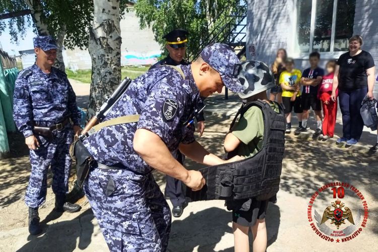 В Бурятии проходит ведомственная акция «Каникулы с Росгвардией»