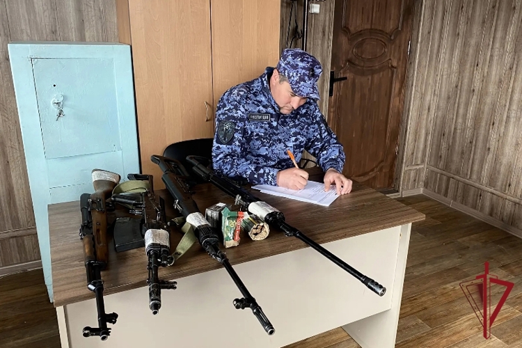 Росгвардейцы задержали гражданина, открывшего стрельбу в райцентре Бурятии 
