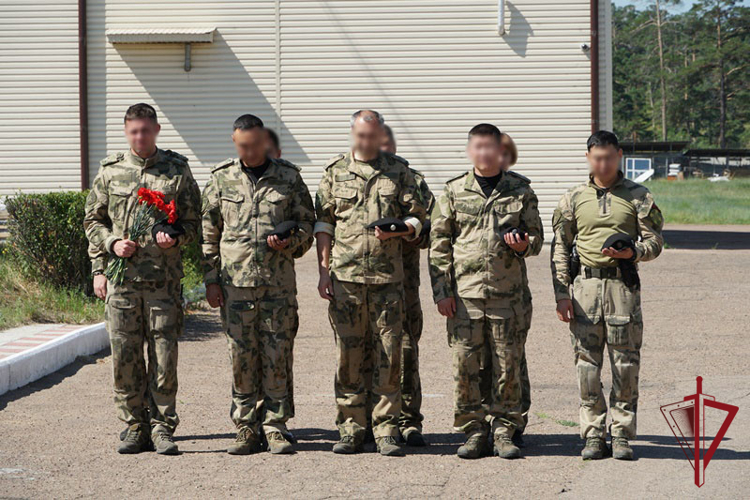 В Бурятии росгвардейцы почтили память коллег, погибших в зоне проведения СВО