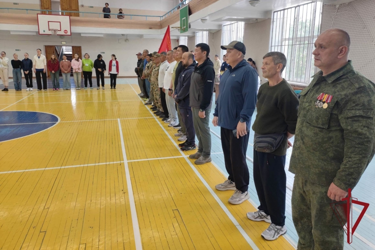 Сотрудники ОМОН стали победителями турнира по городошному спорту