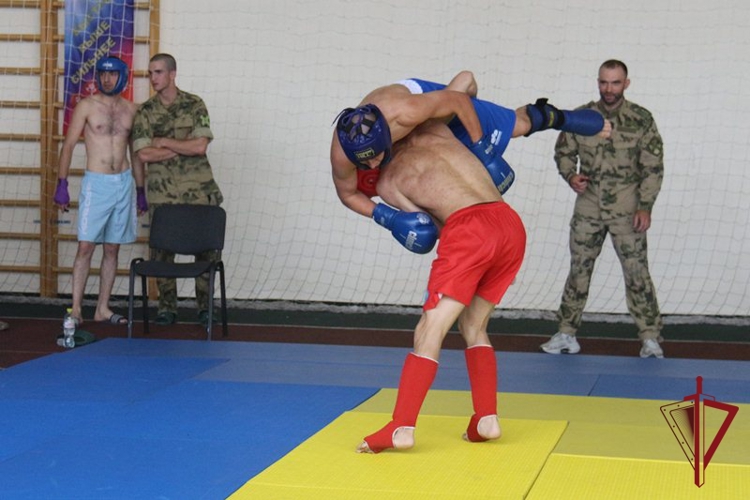 Росгвардейцы стали бронзовыми победителями в чемпионате Восточного округа по комплексному единоборству