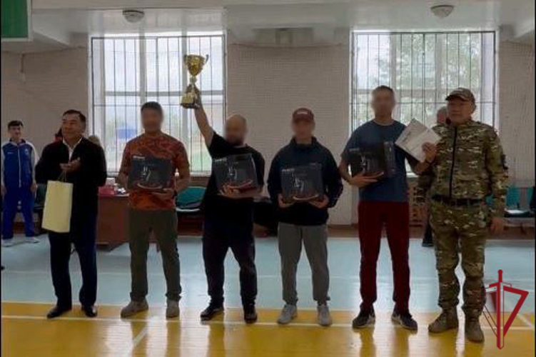 Сотрудники ОМОН стали победителями турнира по городошному спорту