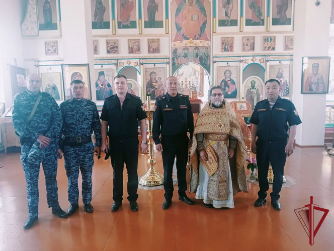 В Бурятии росгвардейцы приняли участие в мероприятиях, посвященных Дню памяти князя Владимира