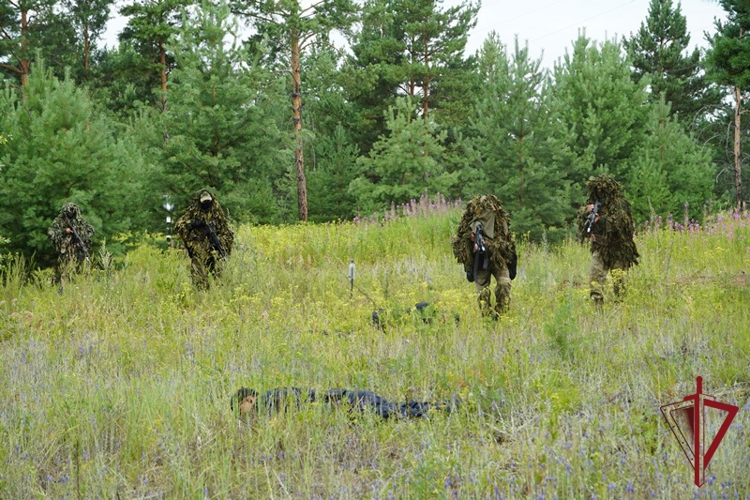 Сотрудники СОБР приняли участие в антитеррористических учениях на приграничной территории