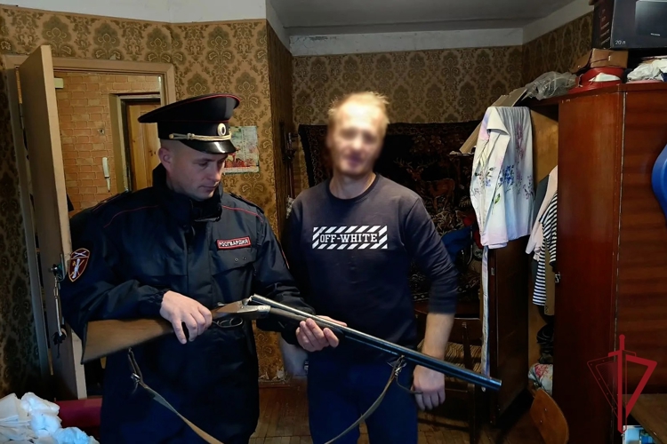 Житель Северобайкальска сдал найденное ружье в Росгвардию