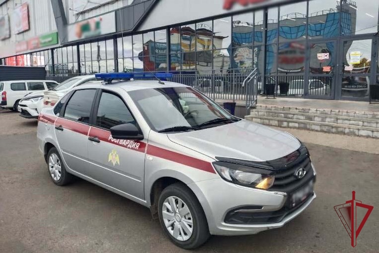 В Улан-Удэ сотрудники Росгвардии задержали мужчину, подозреваемого в краже
