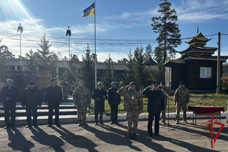 В Бурятии наградили лучших бойцов ОМОН «Кречет» Росгвардии 