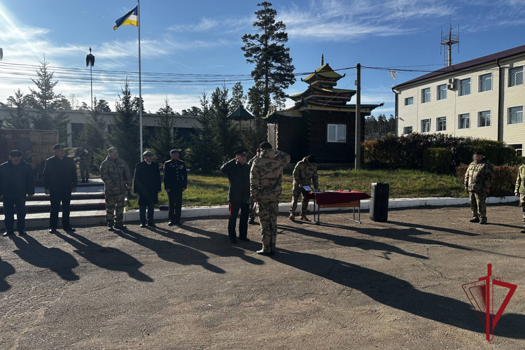 В Бурятии наградили лучших бойцов ОМОН «Кречет» Росгвардии 