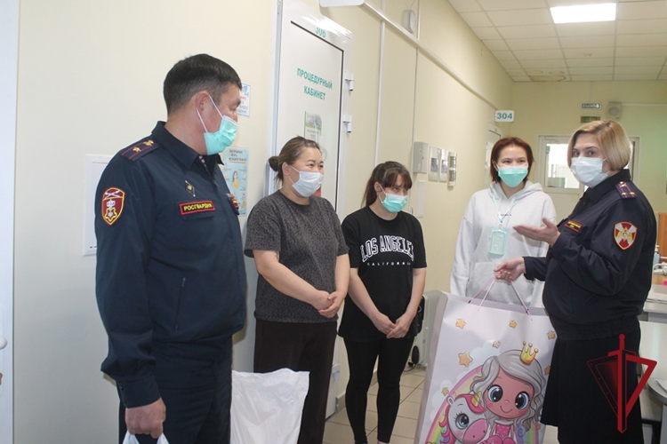 «Шкатулку храбрости» в очередной раз пополнили сотрудники вневедомственной охраны Росгвардии