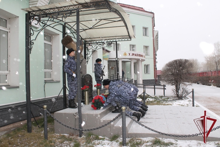 В Улан-Удэ состоялось торжественное собрание, посвященное Дню вневедомственной охраны Росгвардии